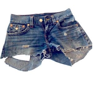 🌞 True Religion blue bohemian distressed look, cut off Jean shorts Sexy women 28